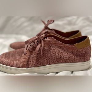 lucky Brand Dusty Rose Leigan Sneaker Size 10